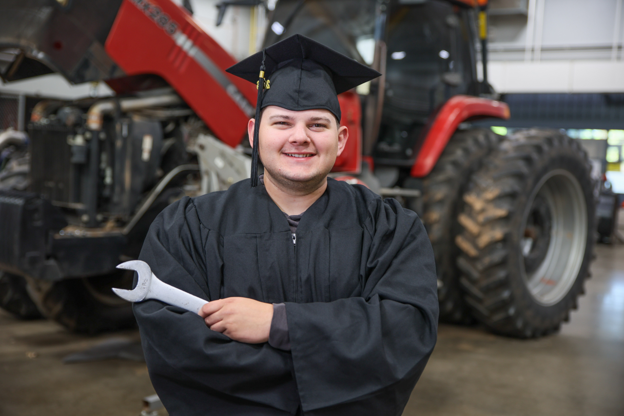 graduation pics & video - CV Tech